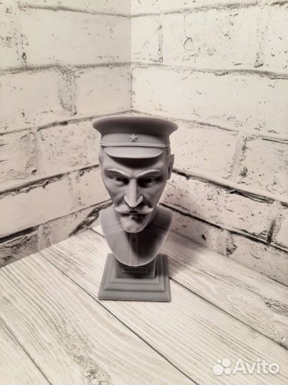 Бюст Дзержинского
