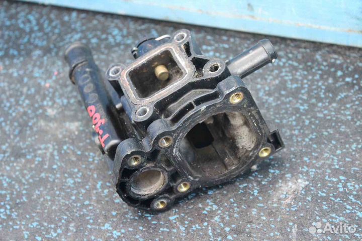 Корпус термостата Chevrolet Aveo (Шевроле Авео) T3