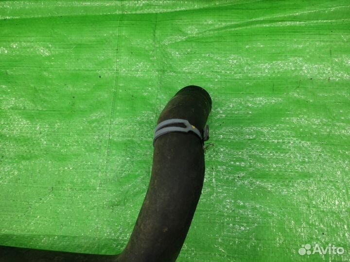 Патрубок радиатора верхний VW Touareg NF 2010-2018