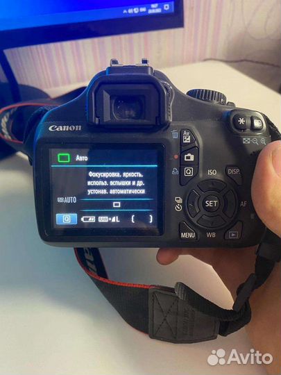 Зеркальный фотоаппарат canon 1100d