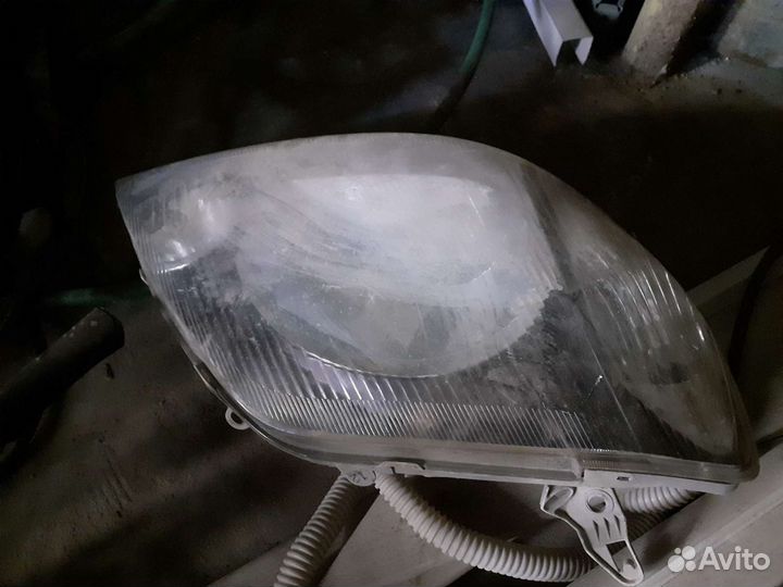 Фара тойота корола2