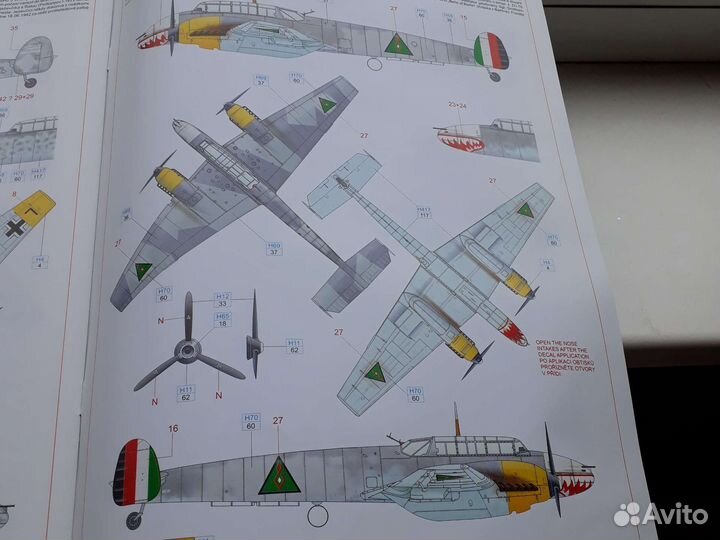 Сборная модель самолета 1 48