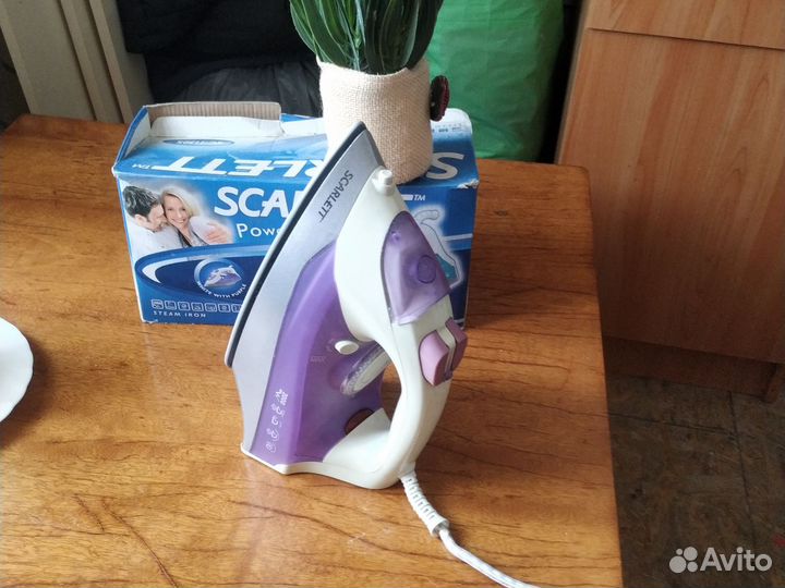 Утюг scarlett