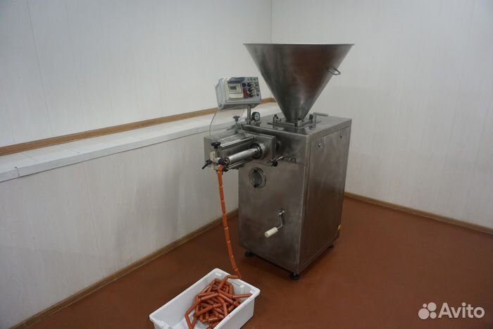 Шприц вакуумный колбасный, дозирующий шнековый