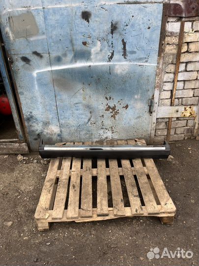 Задний бампер ваз 2107,2104 с накладкой