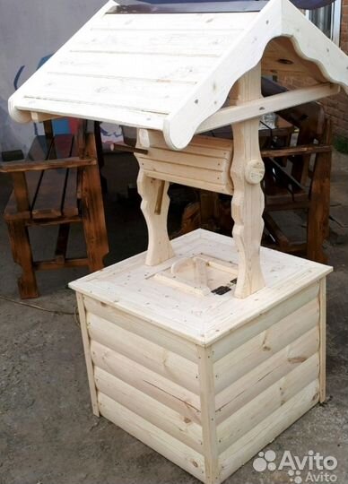 Колодцы декоративные