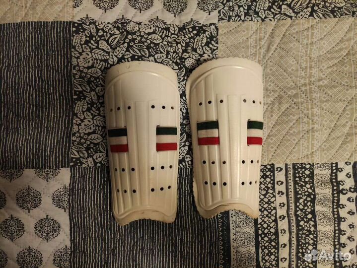 Защитные щитки для голени