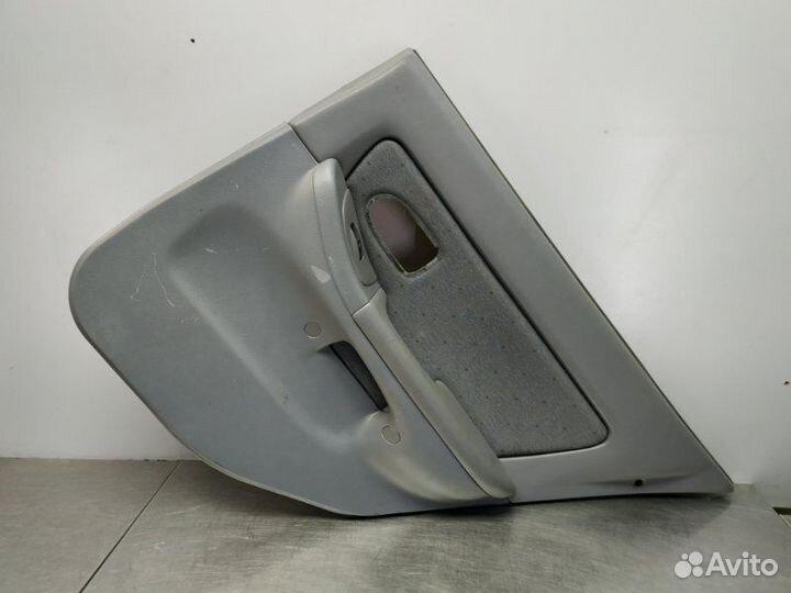 Дверная карта задняя правая Hyundai Elantra XD