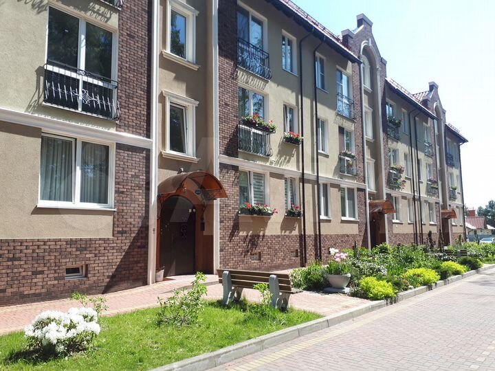 4-к. квартира, 160 м², 1/3 эт.