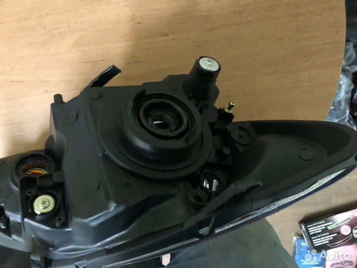 Фара Лансер 9 левая правая аналог