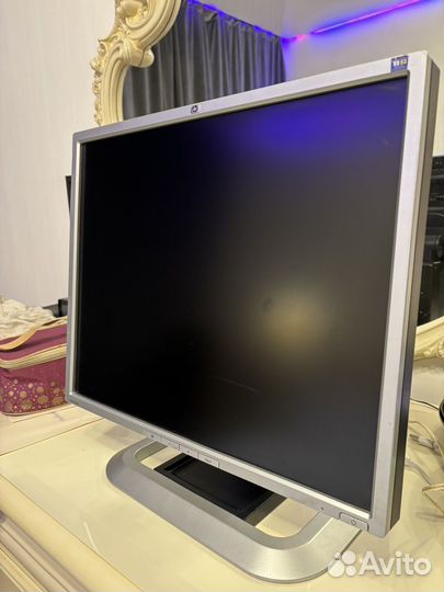 Монитор HP LP1965