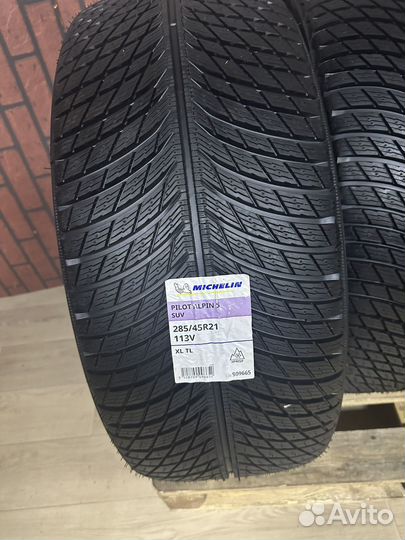 Michelin Pilot Alpin 5 SUV 285/45 R21