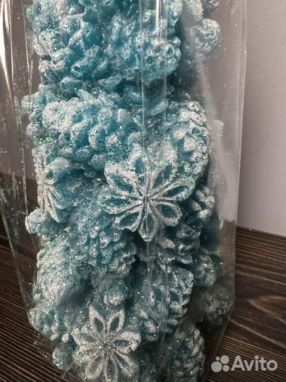 Свеча парафиновая новогодняя