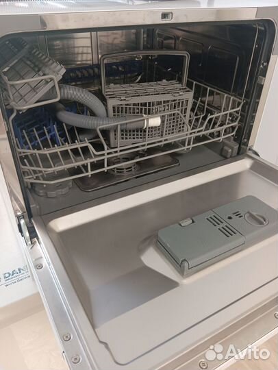 Посудомоечная машина Hansa ZWM 536 WH