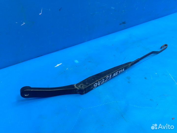 Поводок стеклоочистителя передний правый Daewoo Ne