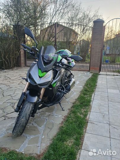Kawasaki z1000