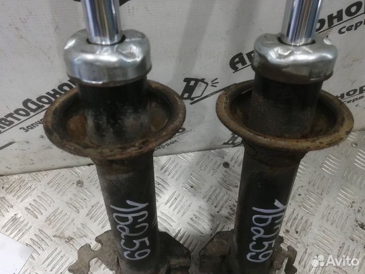 Амортизатор передний Renault Megane 1