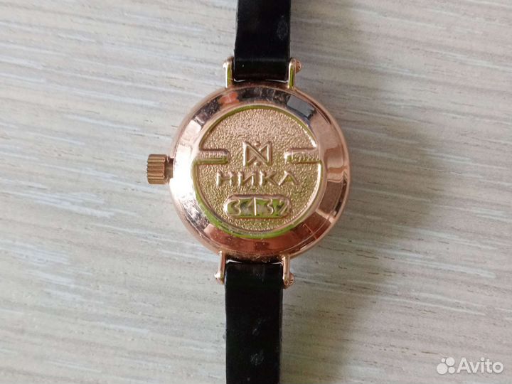 Часы женские, золотые. Проба:585