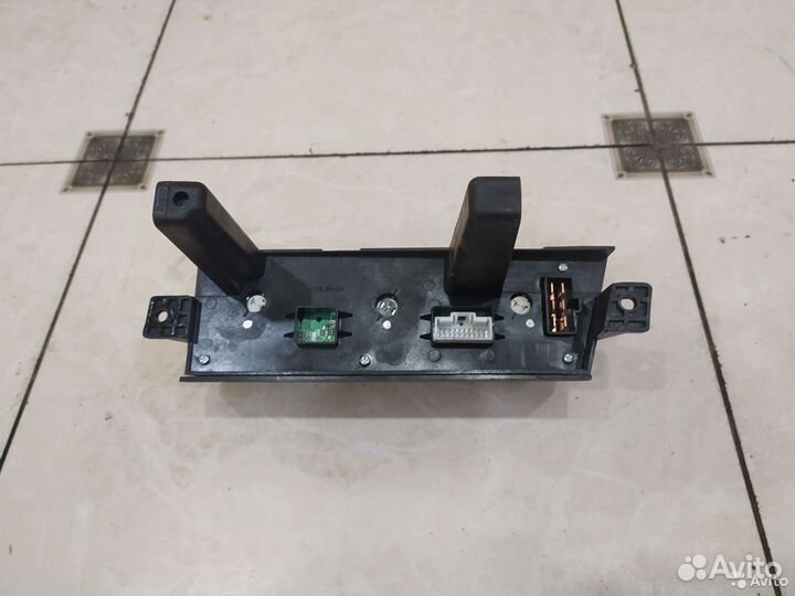 Блок управления печкой SsangYong Kyron