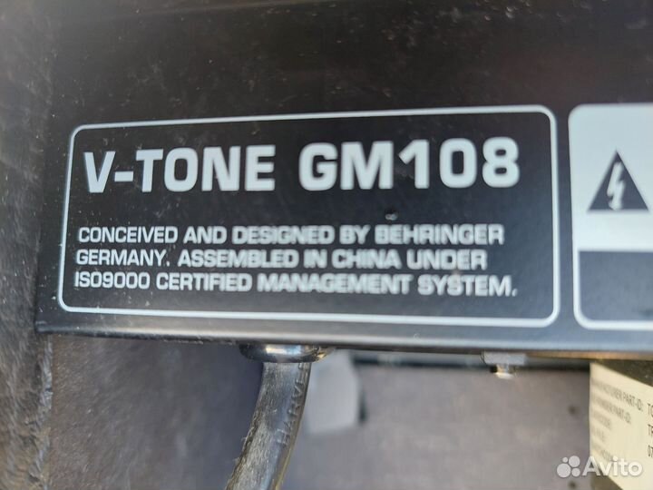 Комбо усилитель behringer