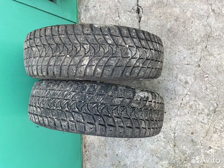 Michelin X-Ice North 3 65/65 R15 92T