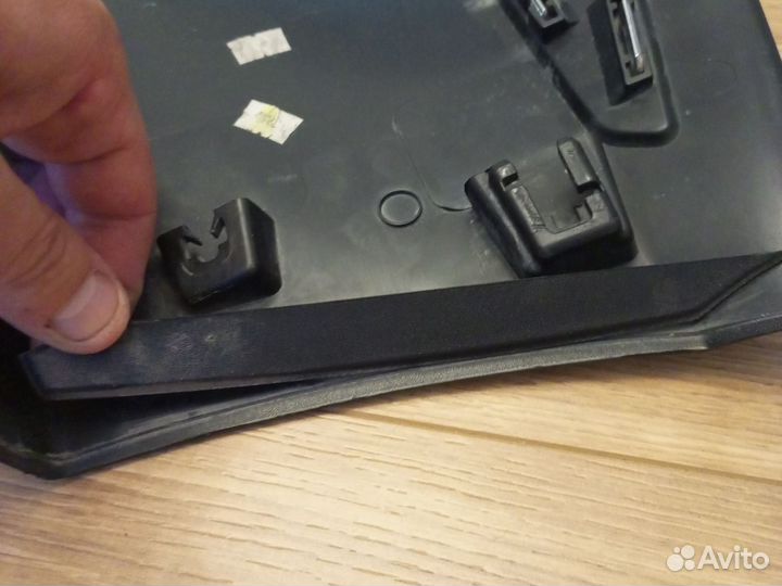 Молдинг на заднюю правую дверь Рено Каптур