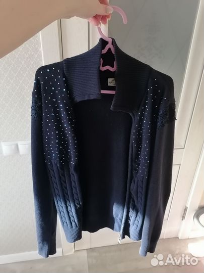 Школьная кофточка