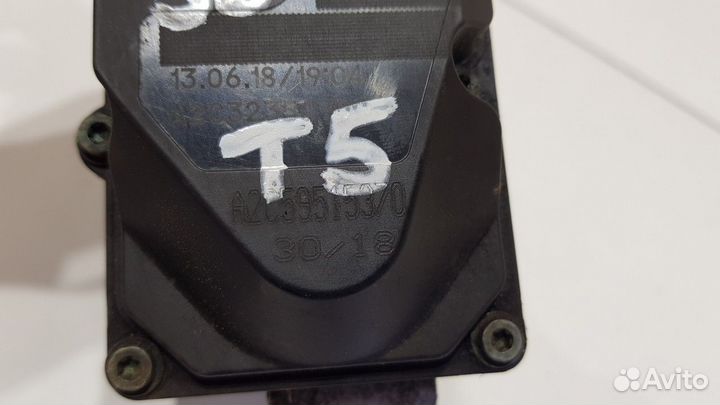 Заслонка дроссельная (Volkswagen Transporter)