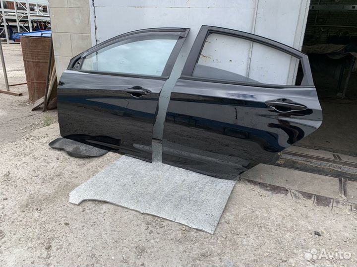 Дверь передняя левая Hyundai Solaris 2010-2017