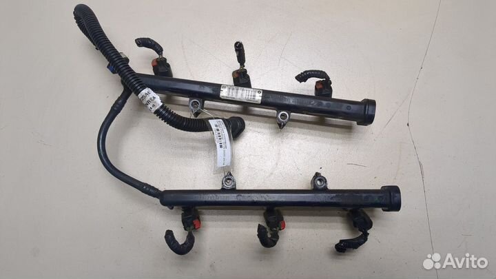 Форсунка топливная Dodge Durango, 2014