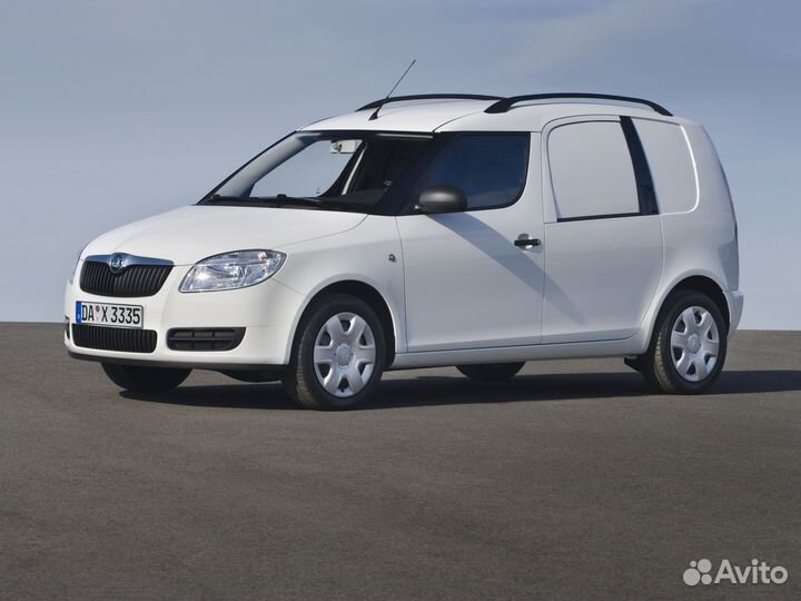 Лобовое стекло Шкода Практик