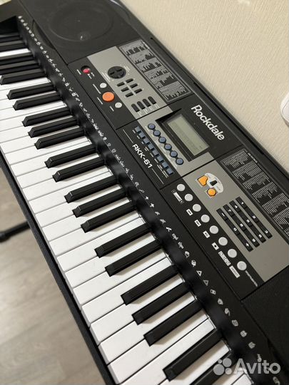 Синтезатор rockdale rkk 61
