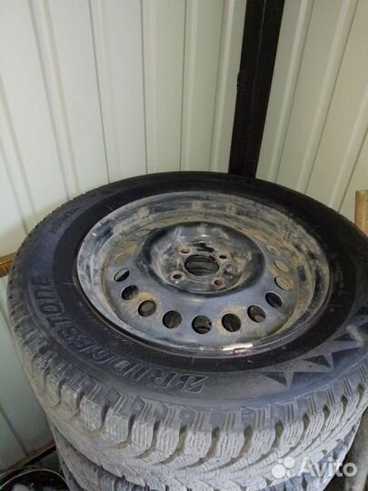 Колеса в сборе r15 зимние 4 100