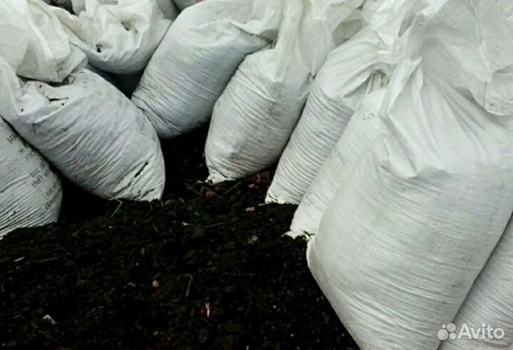 Чернозем,торф,земля,грунт в мешках