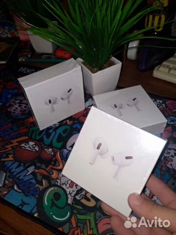 Беспроводные наушники apple airpods