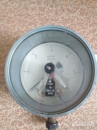 Электроконтактный манометр
