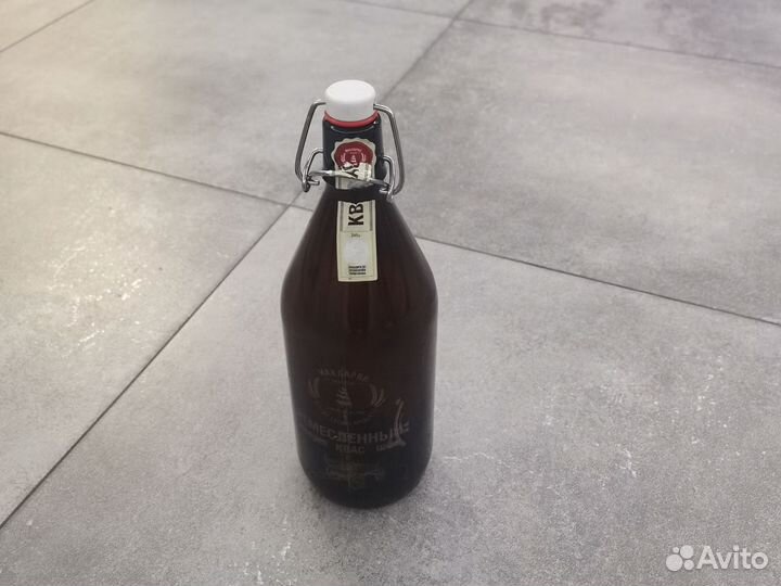 Бутылка с бугельной пробкой 1 л