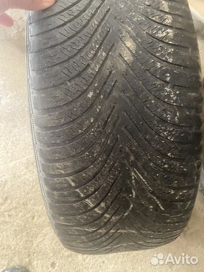 Michelin Alpin 5 215/55 R17