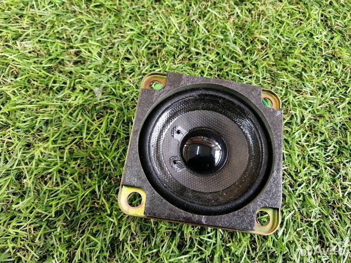 Динамик Cadillac Escalade