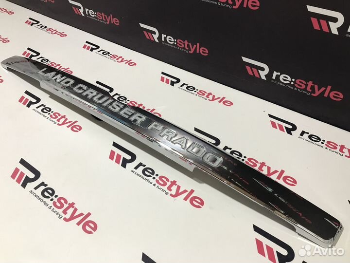 Накладка на 5-ю дверь Land Cruiser Prado 150 R387