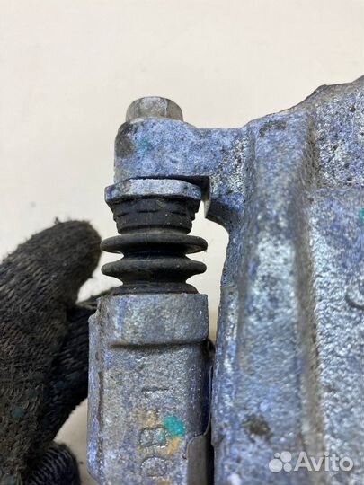 Б/У Б/У Суппорт передний левый