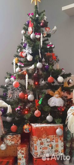 Елка искусственная