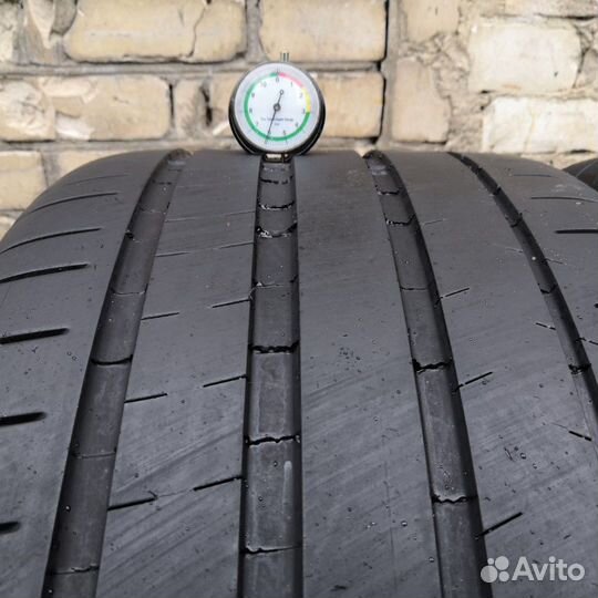 Michelin Pilot Super Sport 295/35 R20