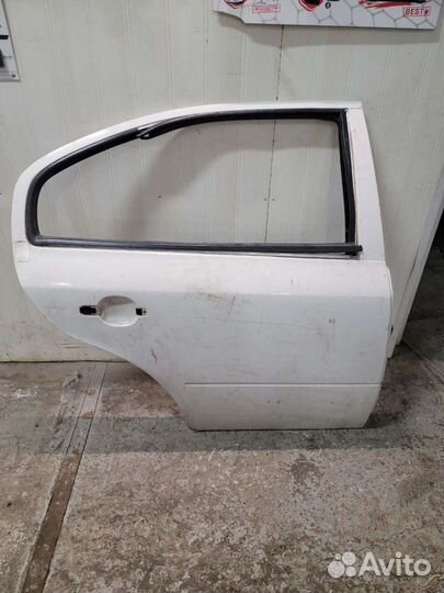 Дверь задняя правая Skoda Octavia 1998-2010