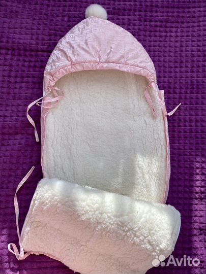 Зимний комбинезон для девочки на выписку