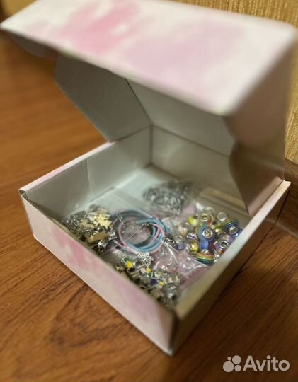 Набор для создания браслетов-украшений