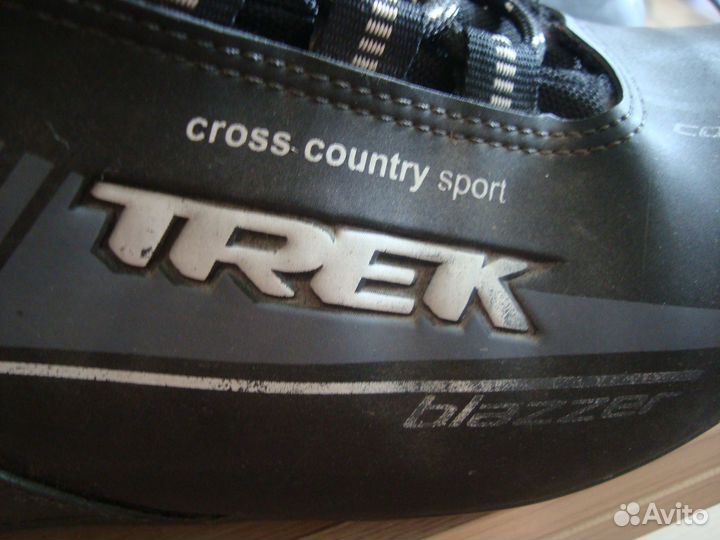 Ботинки треккинговые 39 раз,лыжные 37 раз