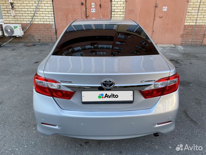 Toyota Camry 2.0 AT, 2012, 320 000 км