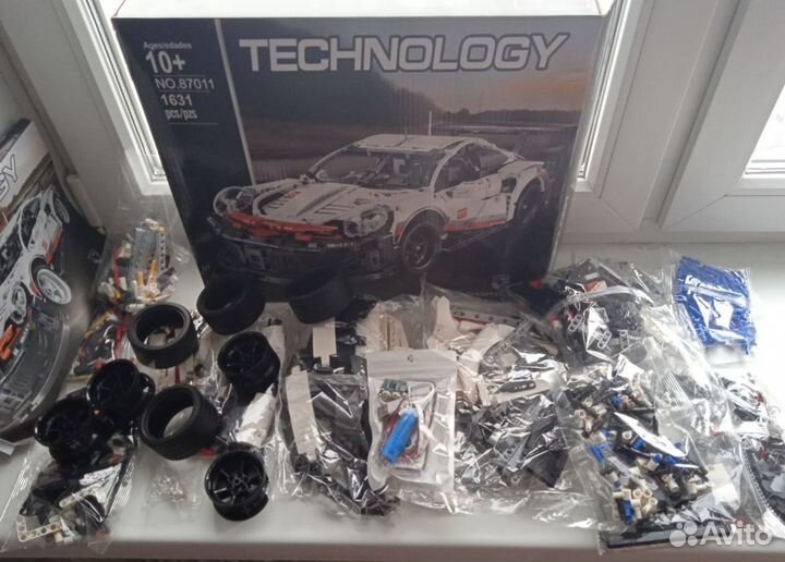 Конструктор Lego Technic Порше Ламба Полиция 52в1