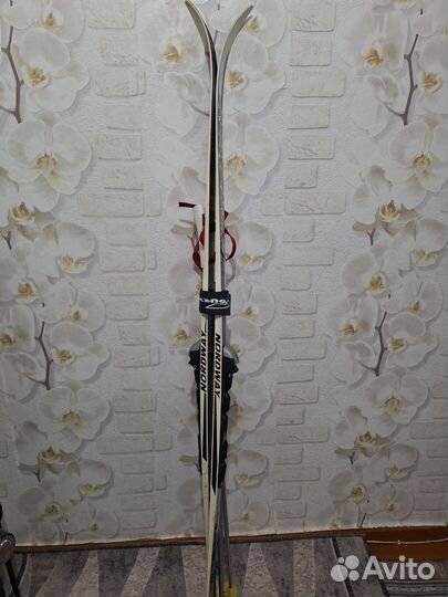 Лыжи беговые детские 150см